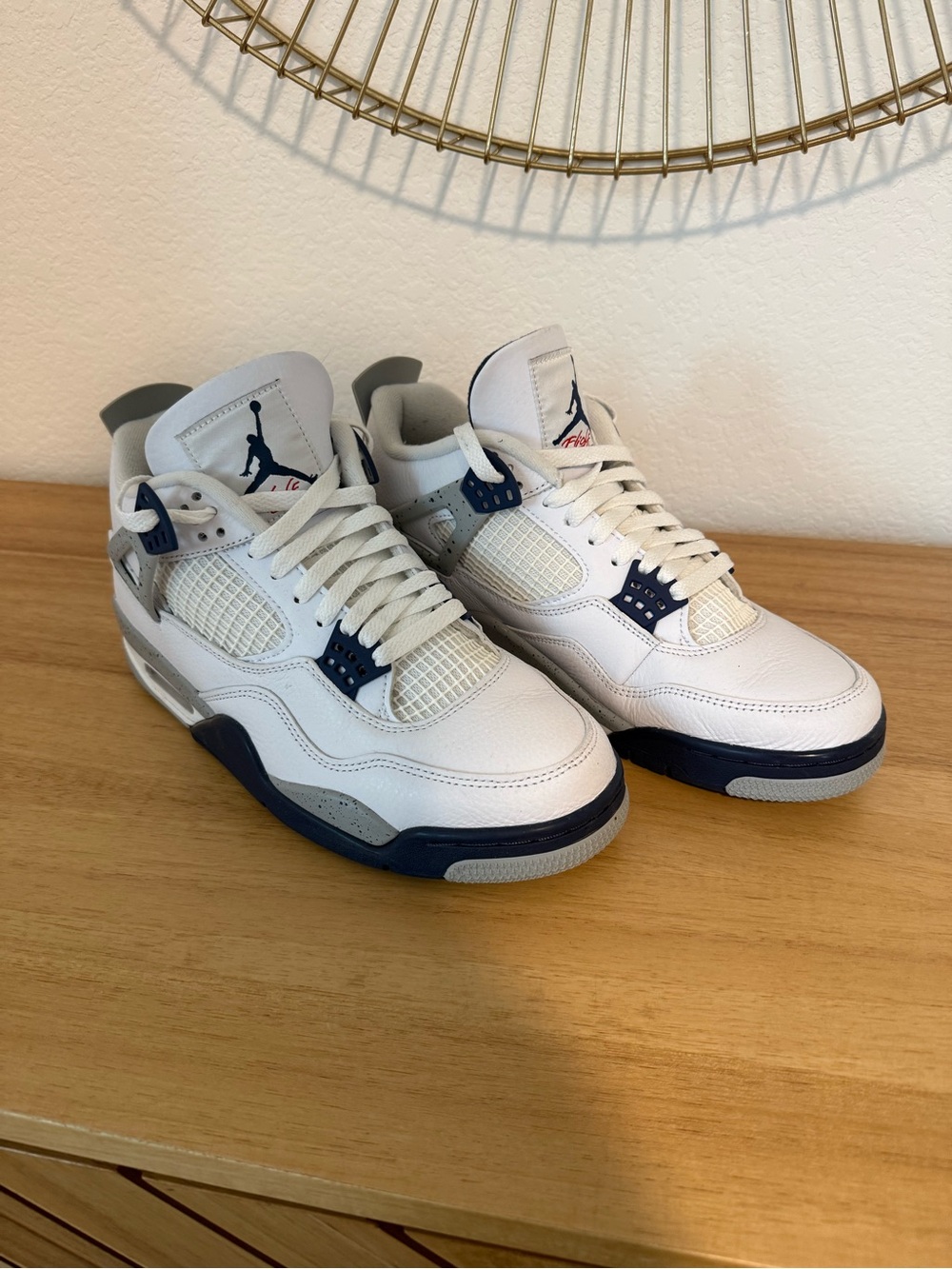 Air Jordan 4 Retro Midnight Navy Sneakers